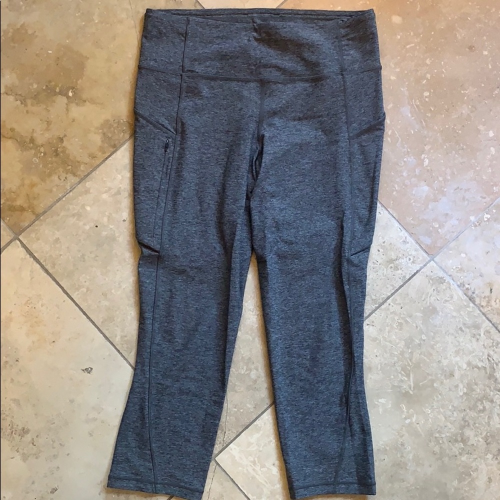 Lululemon Grey Capri Leggings